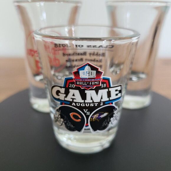 Barware Lot Including Shot Glasses and Liquid Pourer Spouts Sets of Three Each - Picture 7 of 13